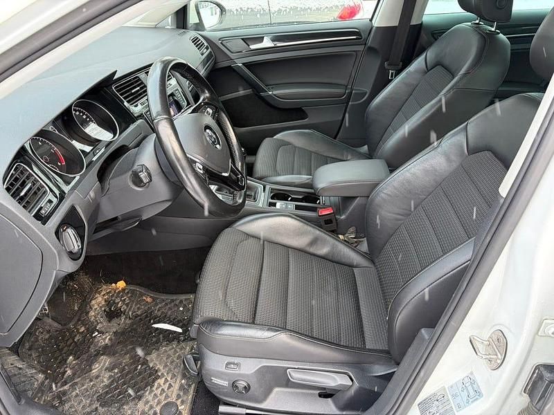 Begagnad VW Golf VII 150 HK (110 kW) 2015