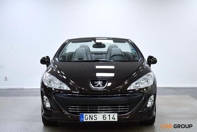 Mörkbrun (brun) Begagnad 2010 Peugeot 308 CC Cab | 114 900 kr (Dyr) - Bild 1/4