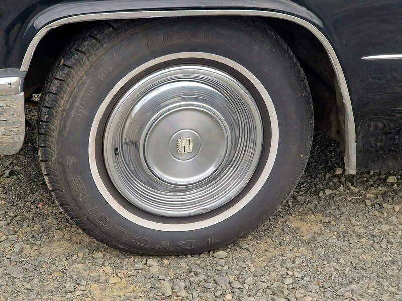 Begagnad Cadillac Fleetwood 381 HK (280 kW) 1969 Svart Sedan