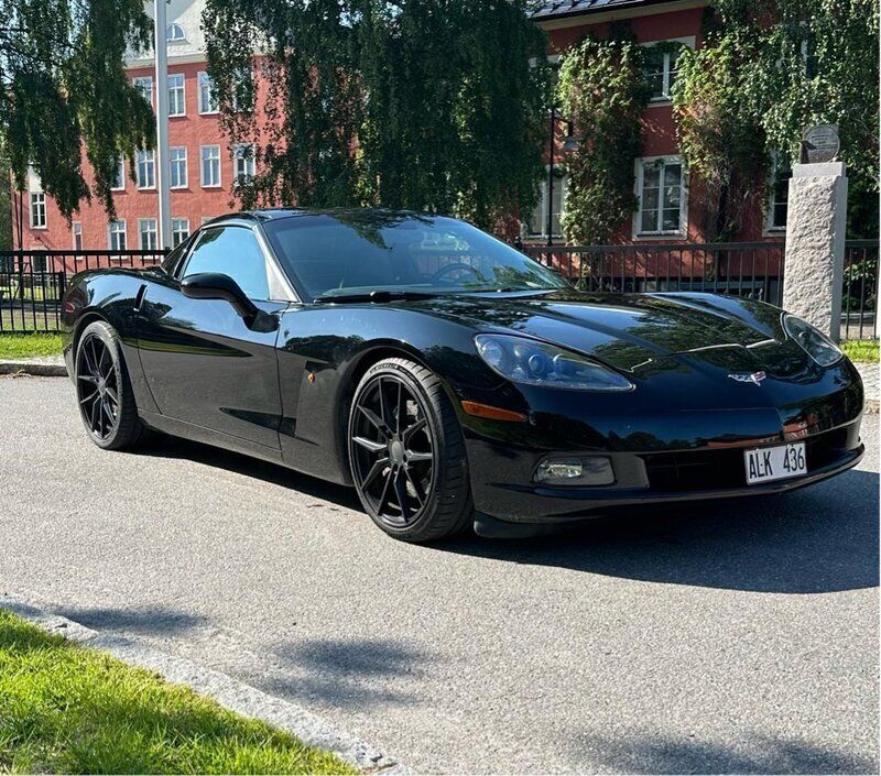 Svart Begagnad 2005 Chevrolet Corvette C6 Sportkupé | 265 000 kr (Bra pris) - Bild 1/4
