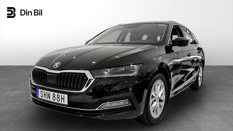 Begagnad Skoda Octavia 150 HK (110 kW) 2024 Svart Kombi