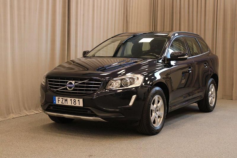 Mörkblå Begagnad 2016 Volvo XC60 Momentum SUV | 209 900 kr (Bra pris) - Bild 1/4