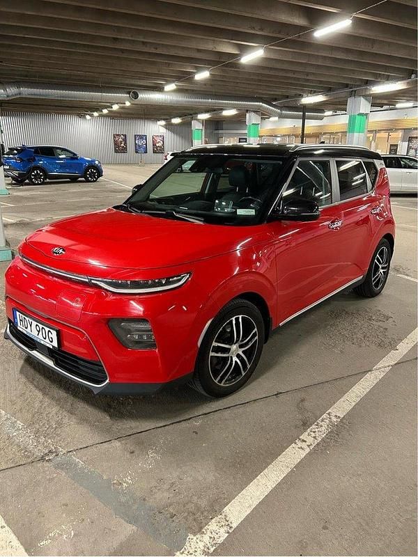Röd Begagnad 2020 Kia Soul EV SUV | 179 000 kr (Marknadspris) - Bild 1/4