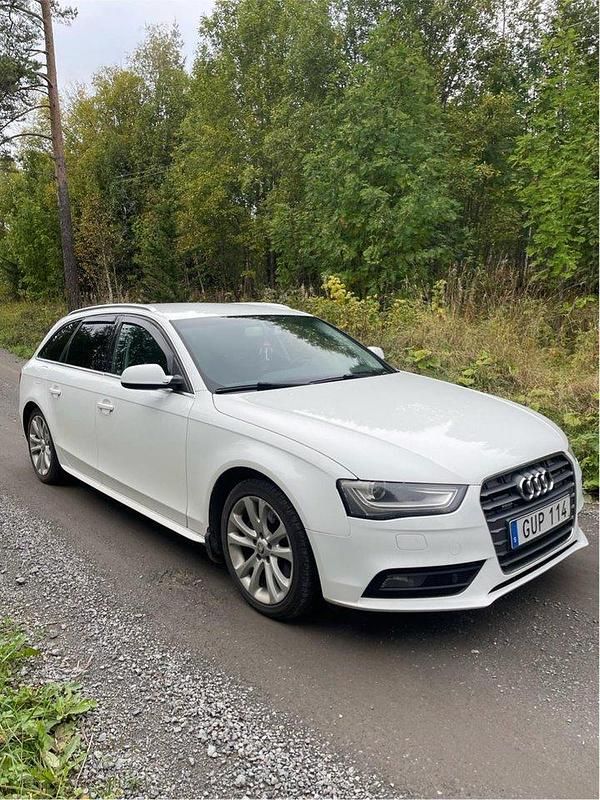 Vit Begagnad 2013 Audi A4 Kombi | 79 000 kr (Bra pris) - Bild 1/4