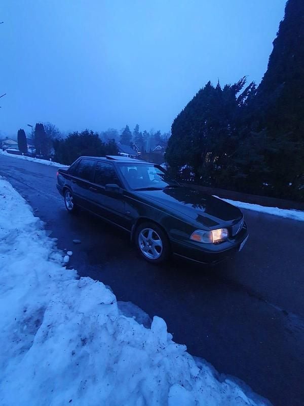 Begagnad 1998 Volvo S70 Sedan | 45 000 kr - Bild 1/4