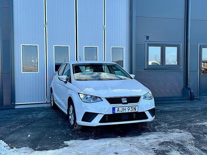 Begagnad Seat Ibiza Style 90 HK (66 kW) 2019 Vit Halvkombi