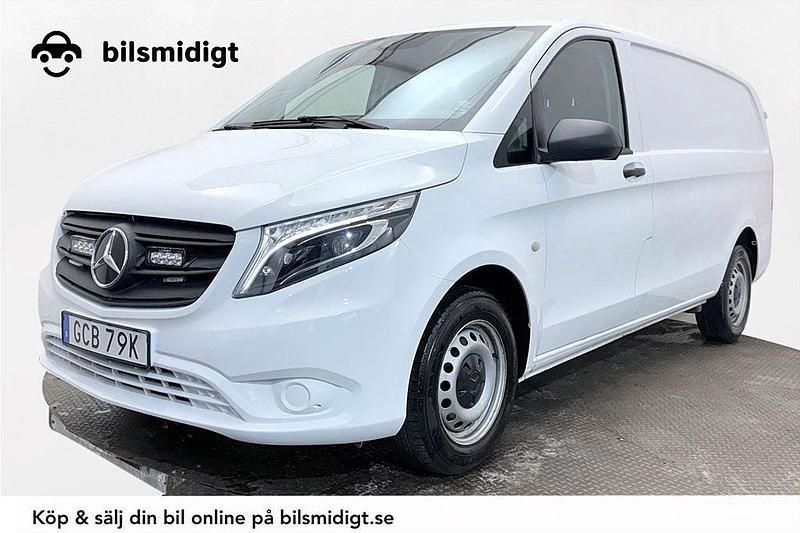 Vit Begagnad 2022 Mercedes Vito Van | 304 900 kr (Superpris) - Bild 1/3