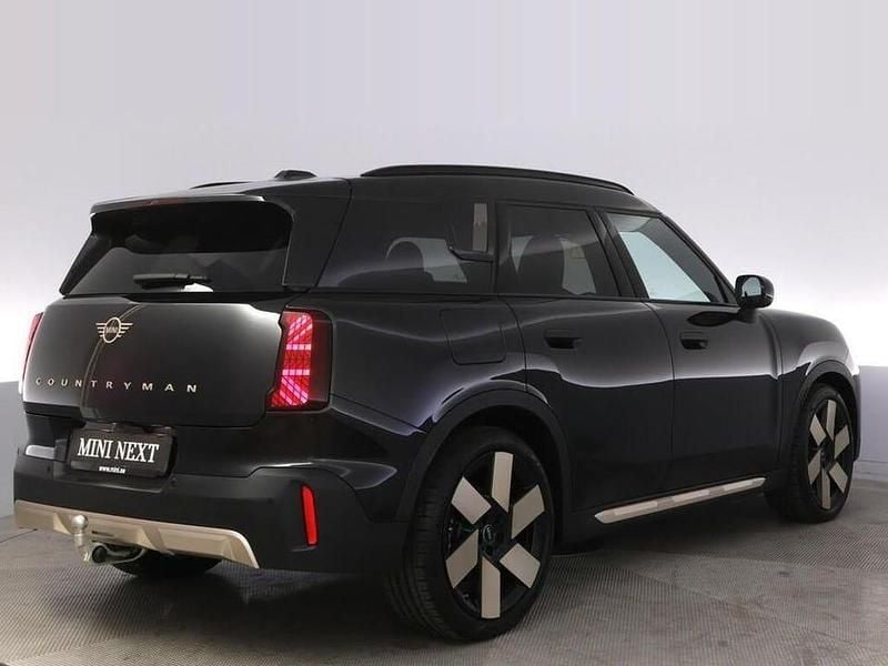 Begagnad Mini Countryman 152 kW (207 HK) 2024 Svart SUV