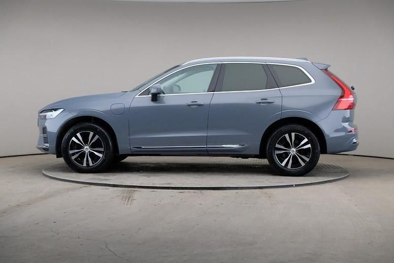 Begagnad Volvo XC60 350 HK (257 kW) 2022 Thunder grey (metallic) SUV