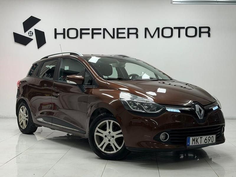 Begagnad Renault Clio IV 90 HK (66 kW) 2015 Brun Kombi