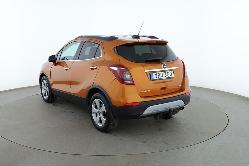 Begagnad Opel Mokka X Dynamic 141 HK (103 kW) 2017 Orange SUV