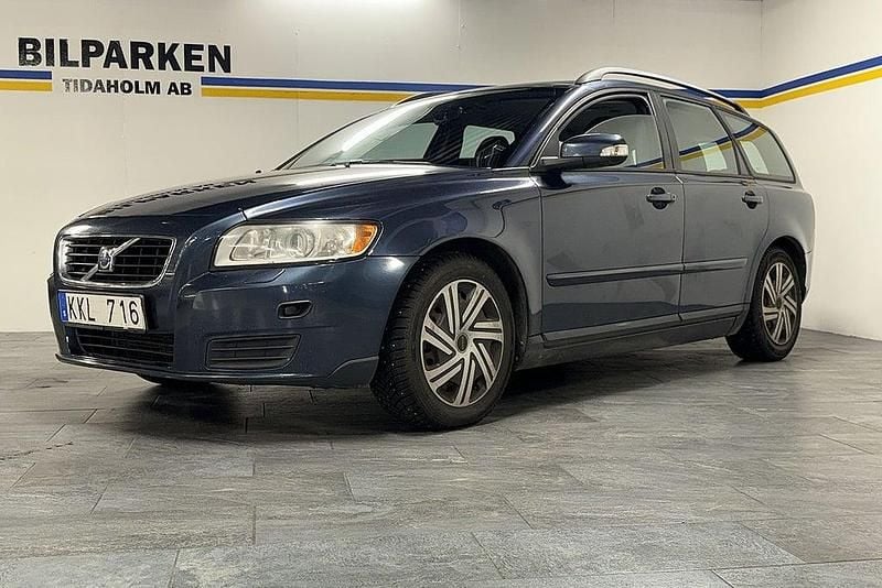 Begagnad Volvo V50 Kinetic 125 HK (91 kW) 2007 Blå Kombi