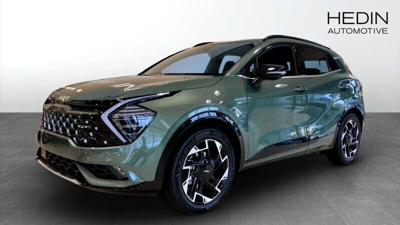 Grön (green) Ny 2025 Kia Sportage GT-Line SUV | 502 900 kr (Marknadspris) - Bild 1/4