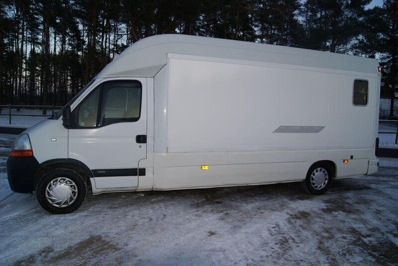 Vit Begagnad 2005 Renault Master Van | 225 000 kr - Bild 1/4