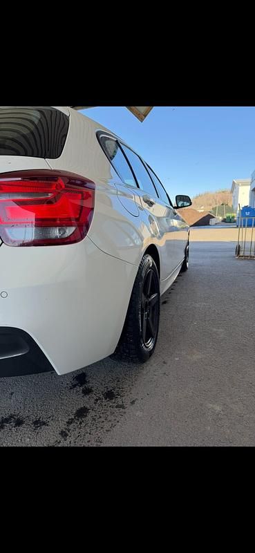 Begagnad BMW 116 136 HK (100 kW) 2015 Halvkombi