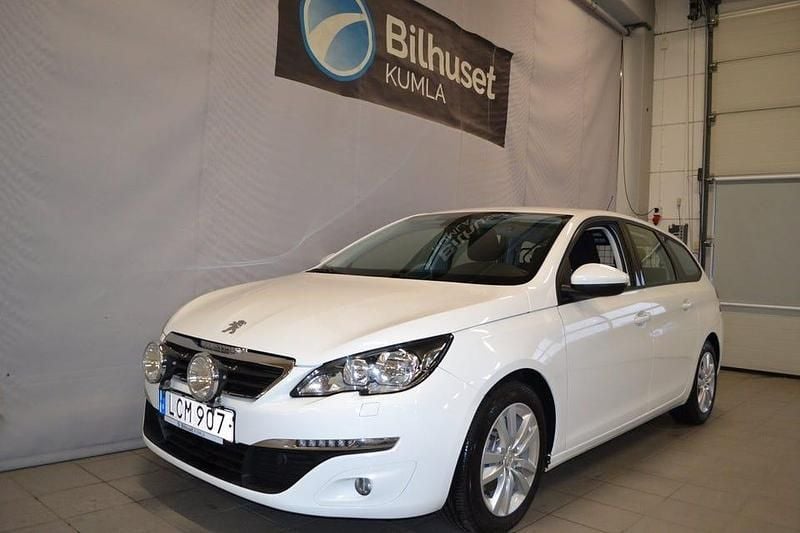 Vit Begagnad 2016 Peugeot 308 SW Kombi | 89 000 kr (Marknadspris) - Bild 1/4