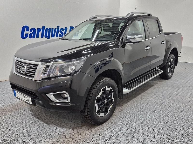 Svart metallic Begagnad 2020 Nissan Navara Tekna Pickup | 329 000 kr (Lite dyr) - Bild 1/4