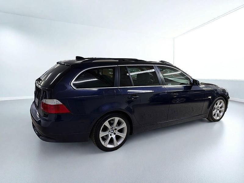 Begagnad BMW 535 286 HK (210 kW) 2007 Blå Kombi