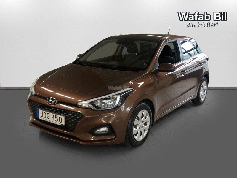 Brun Begagnad 2018 Hyundai i20 Halvkombi | 119 000 kr (Marknadspris) - Bild 1/4