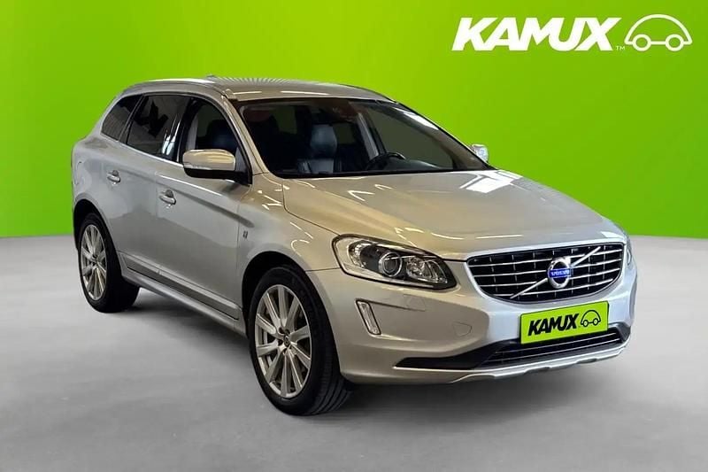 Silver/grå Begagnad 2016 Volvo XC60 Ocean Race SUV | 179 800 kr (Bra pris) - Bild 1/4