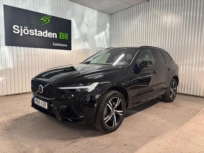 Svart Begagnad 2021 Volvo XC60 R-Design SUV | 409 900 kr (Marknadspris) - Bild 1/4
