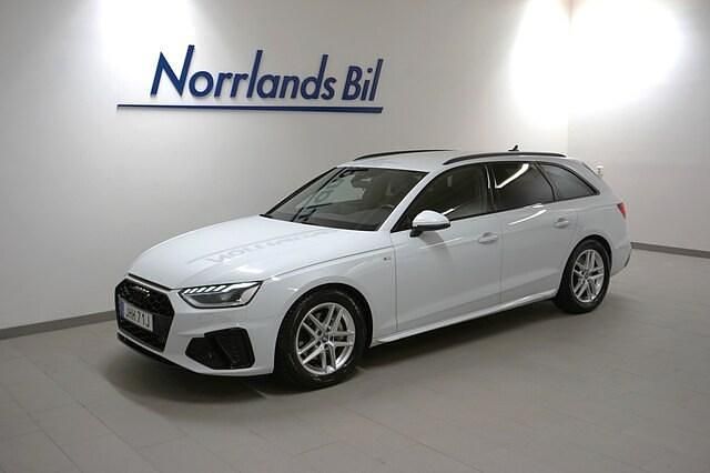 Glaciärvit metallic Begagnad 2022 Audi A4 S-Line Kombi | 324 900 kr (Marknadspris) - Bild 1/4