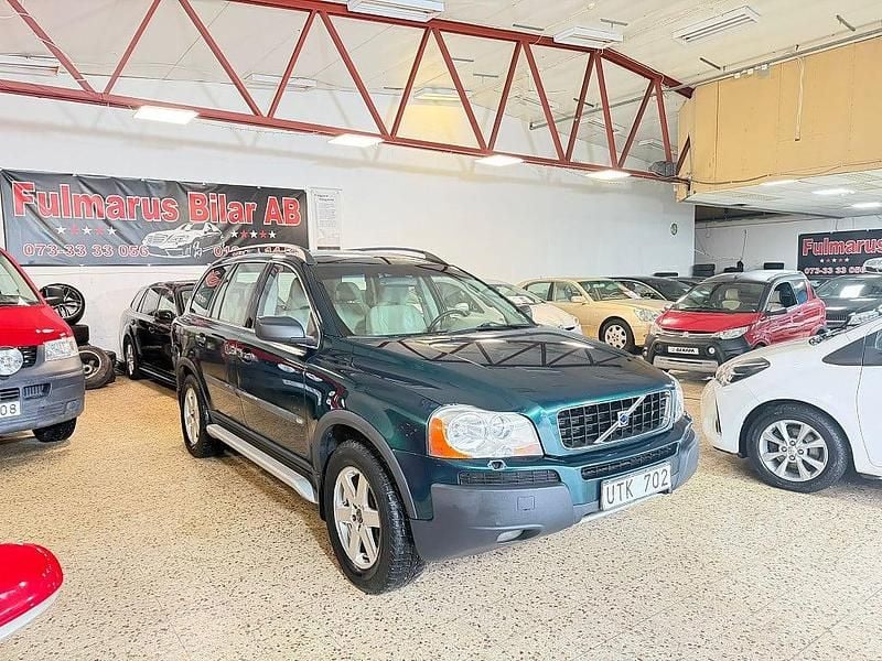 Grön Begagnad 2004 Volvo XC90 Standard SUV | 59 900 kr (Marknadspris) - Bild 1/4