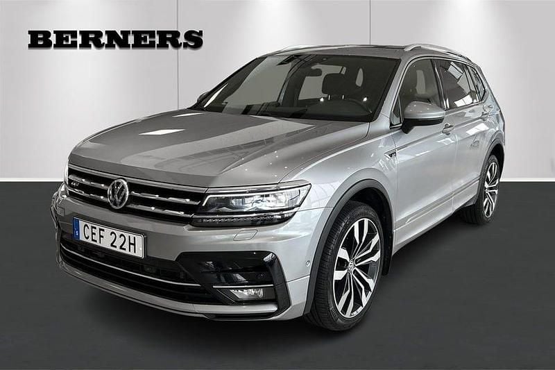 Silver Begagnad 2020 VW Tiguan Allspace GT SUV | 299 000 kr (Bra pris) - Bild 1/4