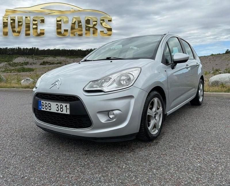 Silver Begagnad 2011 Citroën C3 Halvkombi | 39 900 kr (Marknadspris) - Bild 1/4