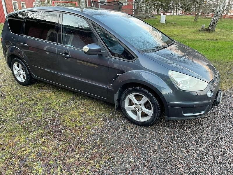 Begagnad Ford S-MAX S 130 HK (95 kW) 2008 Minibuss