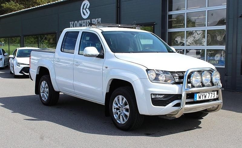 Vit Begagnad 2018 VW Amarok Pickup | 364 900 kr - Bild 1/3
