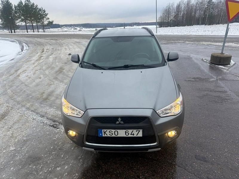 Grå Begagnad 2011 Mitsubishi ASX Comfort Edition SUV | 58 500 kr (Marknadspris) - Bild 1/4