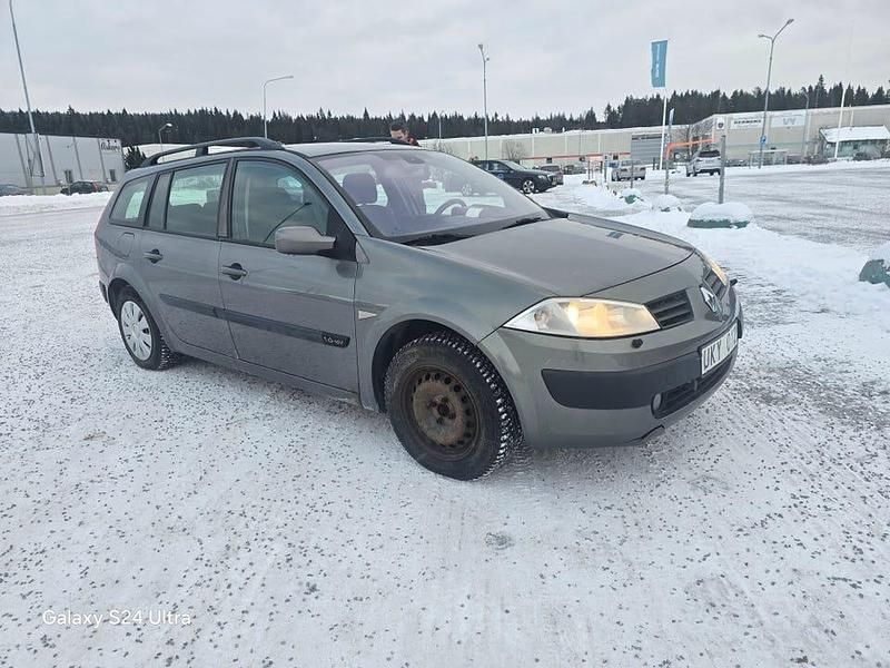 Begagnad Renault Mégane II 113 HK (83 kW) 2004