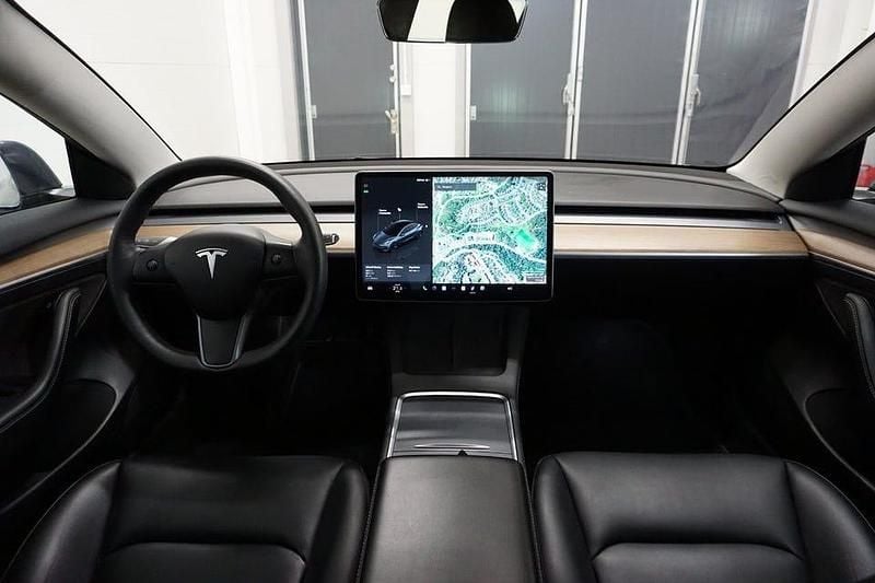 Begagnad Tesla Model 3 Long Range AWD 324 kW (441 HK) 2023 Grå Sedan