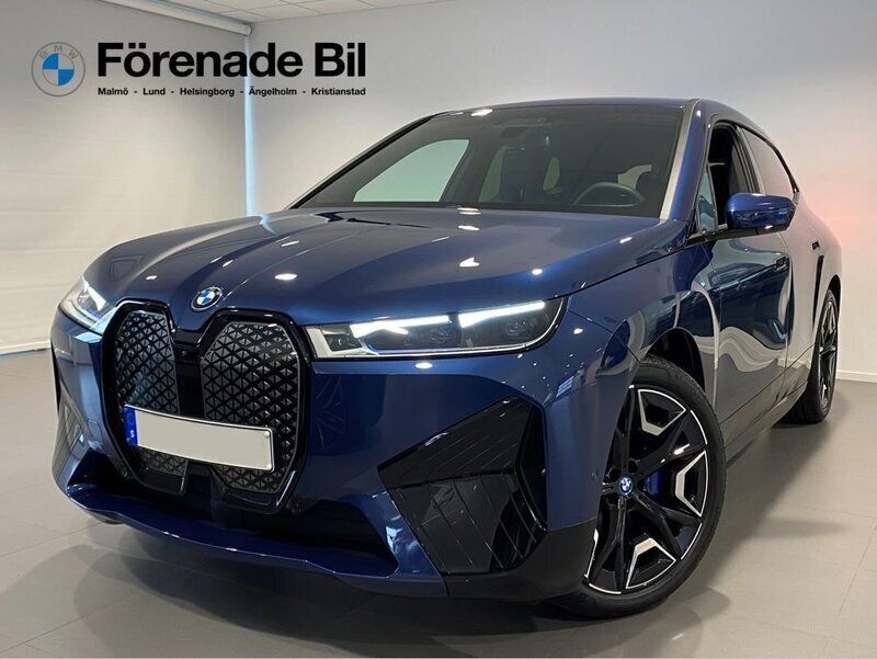 Blå Begagnad 2023 BMW iX Comfort Edition SUV | 659 000 kr (Lite dyr) - Bild 1/4