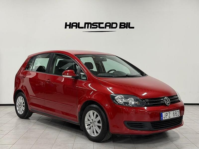 Röd Begagnad 2009 VW Golf Plus Cross Minibuss | 64 500 kr (Lite dyr) - Bild 1/4