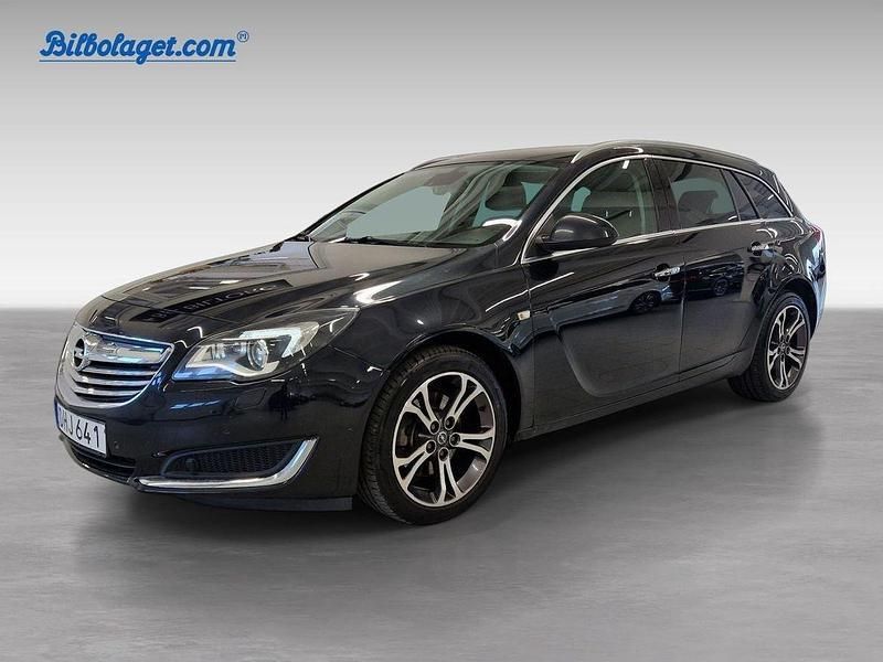 Svart Begagnad 2014 Opel Insignia Sport Kombi | 99 500 kr (Marknadspris) - Bild 1/4