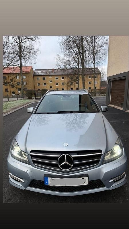 Begagnad 2014 Mercedes C220 Edition Kombi | 128 000 kr (Superpris) - Bild 1/4