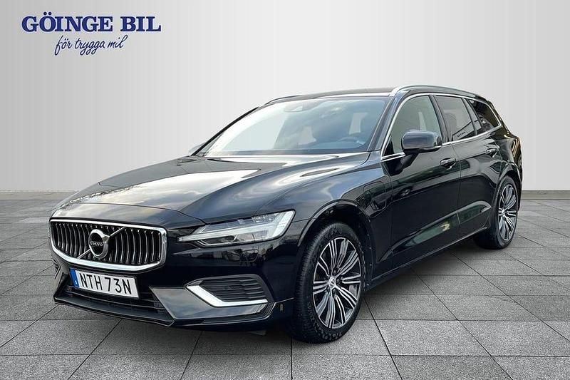 Svart Begagnad 2022 Volvo V60 Kombi | 364 000 kr (Bra pris) - Bild 1/3