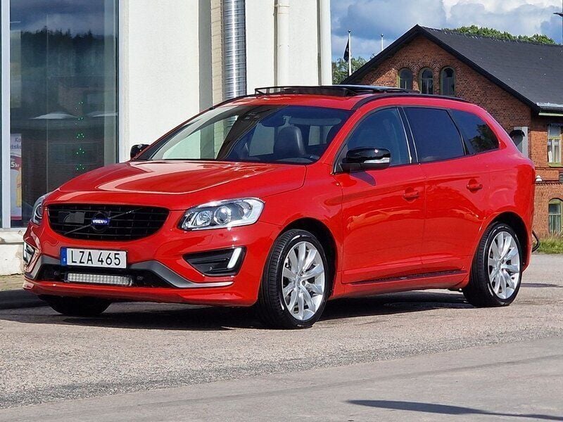 Röd Begagnad 2015 Volvo XC60 R-Design SUV | 189 900 kr (Lite dyr) - Bild 1/4