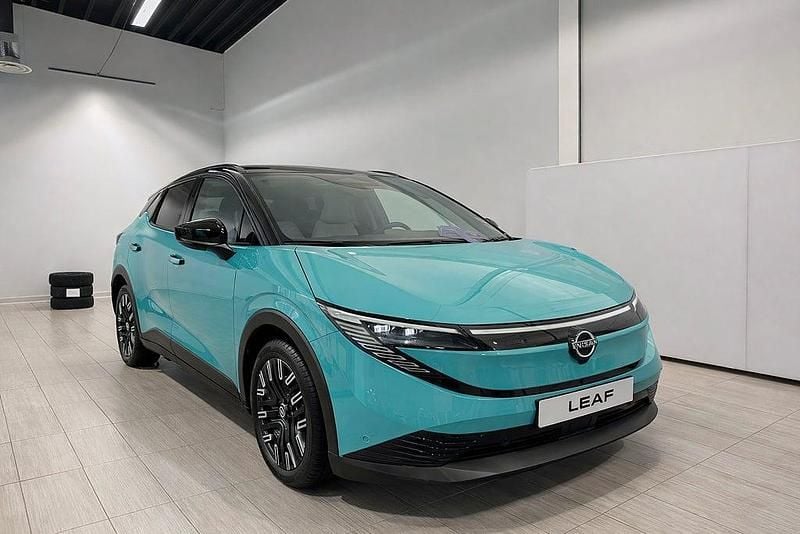 Blå Ny 2026 Nissan Leaf Halvkombi | 462 400 kr - Bild 1/4