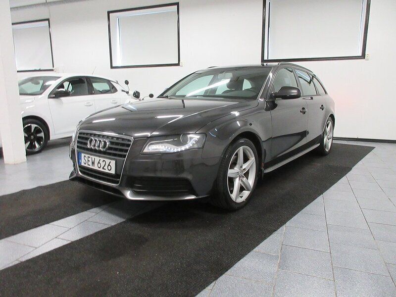 Grå Begagnad 2010 Audi A4 Kombi | 54 500 kr (Marknadspris) - Bild 1/4