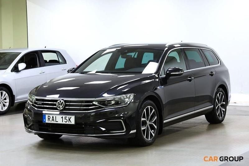 Begagnad VW Passat GTE 218 HK (160 kW) 2020 Mörkgrå (grå) Kombi