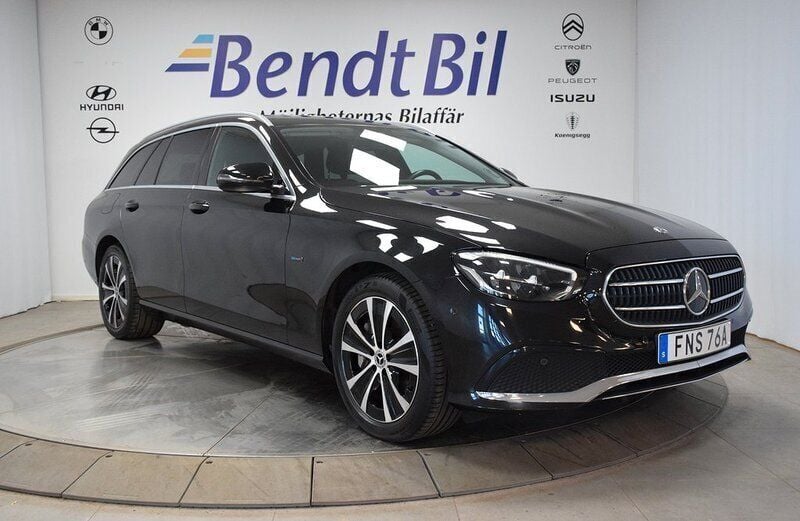 Svart Begagnad 2020 Mercedes E300 Avantgarde Kombi | 359 500 kr (Marknadspris) - Bild 1/3