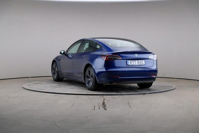 Begagnad Tesla Model 3 Long Range AWD 350 kW (476 HK) 2021 Deep blue (metallic) Sedan