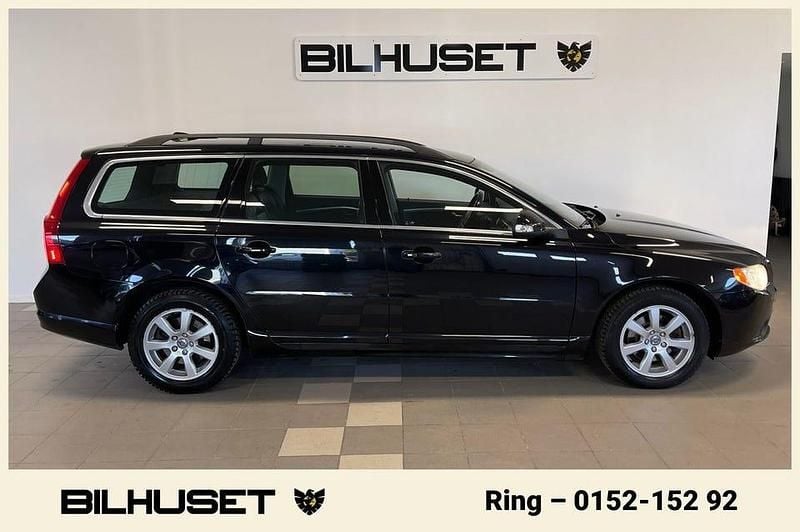 Begagnad Volvo V70 163 HK (119 kW) 2010 Svart Kombi