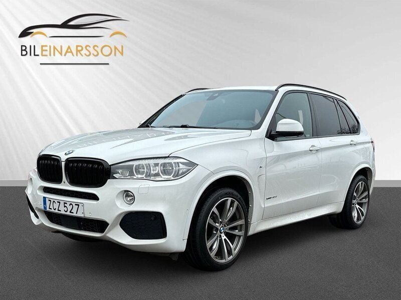 Vit Begagnad 2017 BMW X5 M Sport SUV | 364 900 kr (Marknadspris) - Bild 1/4