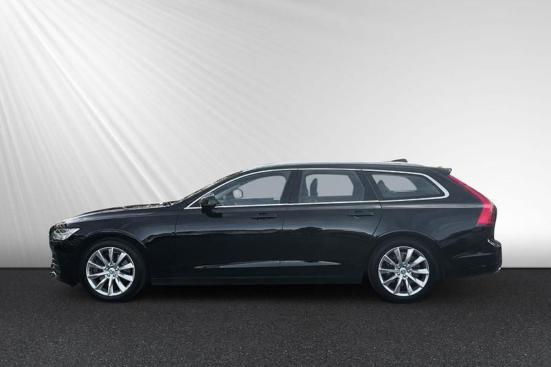 Begagnad Volvo V90 Business Edition 253 HK (186 kW) 2018 Svart Kombi