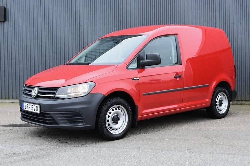 Begagnad VW Caddy 102 HK (75 kW) 2018 Röd Minibuss