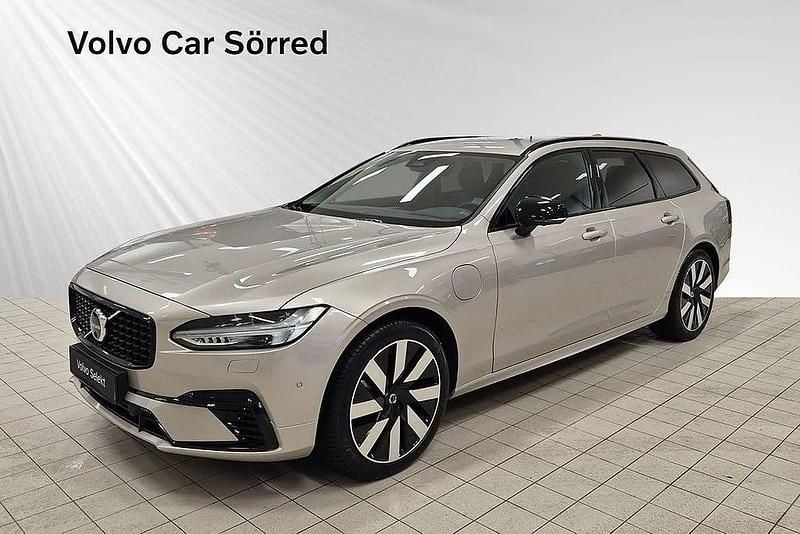 Begagnad Volvo V90 Plus 349 HK (256 kW) 2024 Grå Kombi